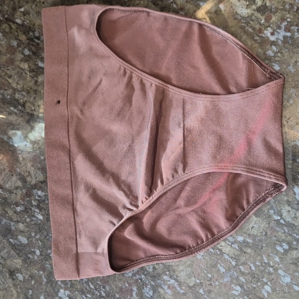 Wacoal Hi-Cut Brown Panties Underware M  New NWT